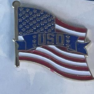 3/4" USO Lapel Pin